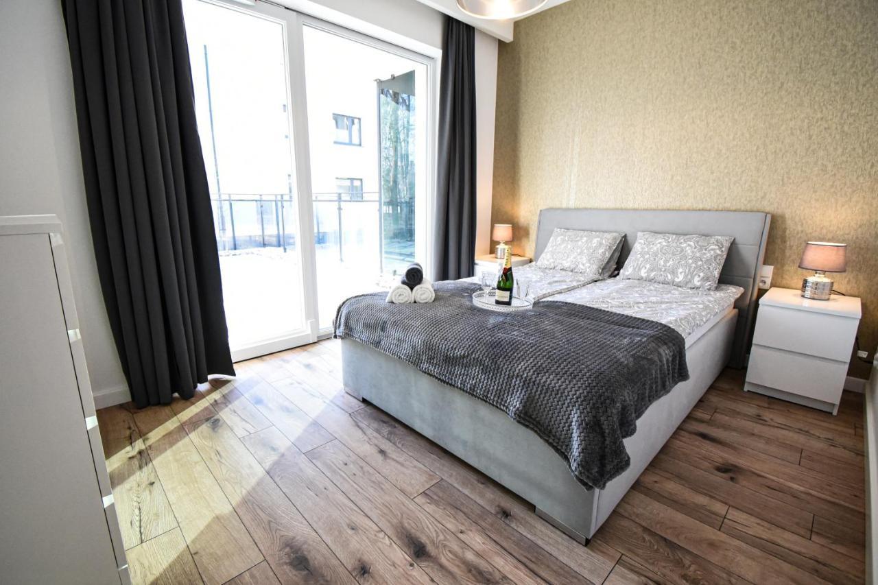 Apartament Villa Park Przy Plazy Z Widokiem Na Jezioro, Taras 50 M2 オストルダ エクステリア 写真