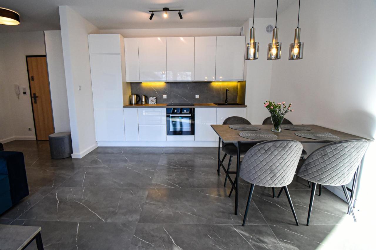 Apartament Villa Park Przy Plazy Z Widokiem Na Jezioro, Taras 50 M2 オストルダ エクステリア 写真